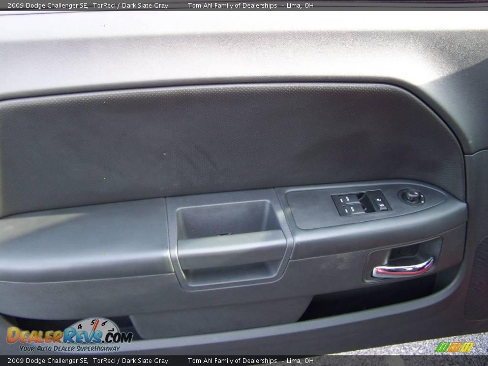 2009 Dodge Challenger SE TorRed / Dark Slate Gray Photo #12