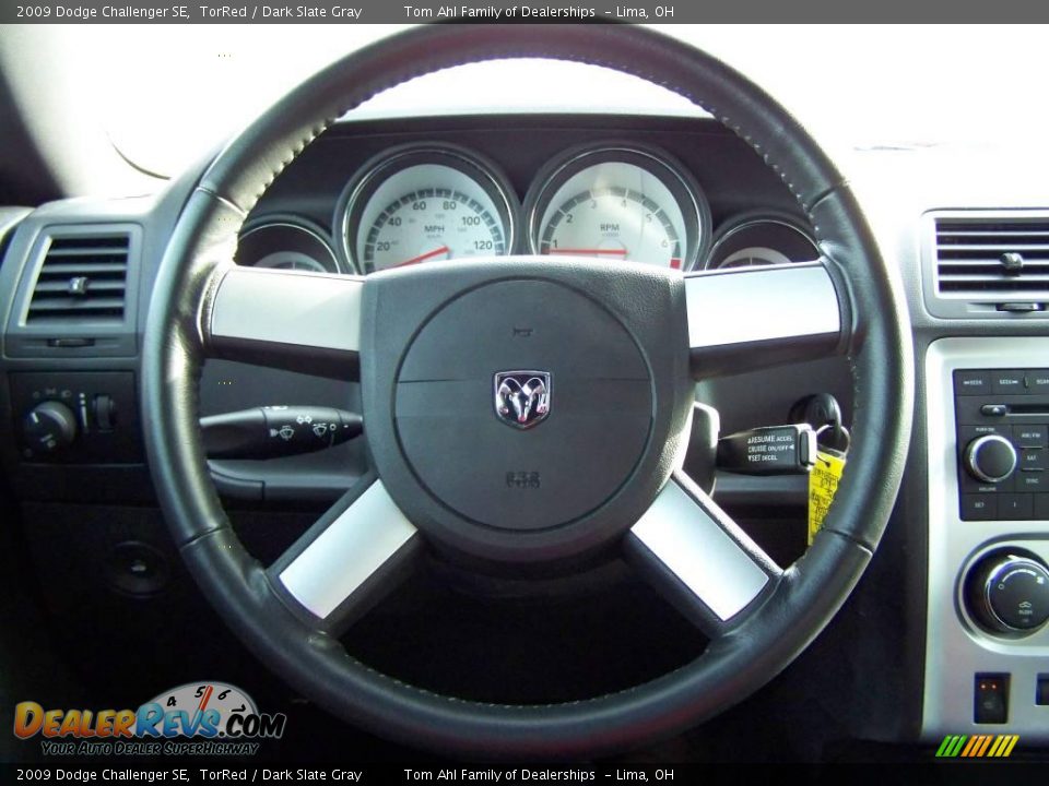 2009 Dodge Challenger SE TorRed / Dark Slate Gray Photo #19