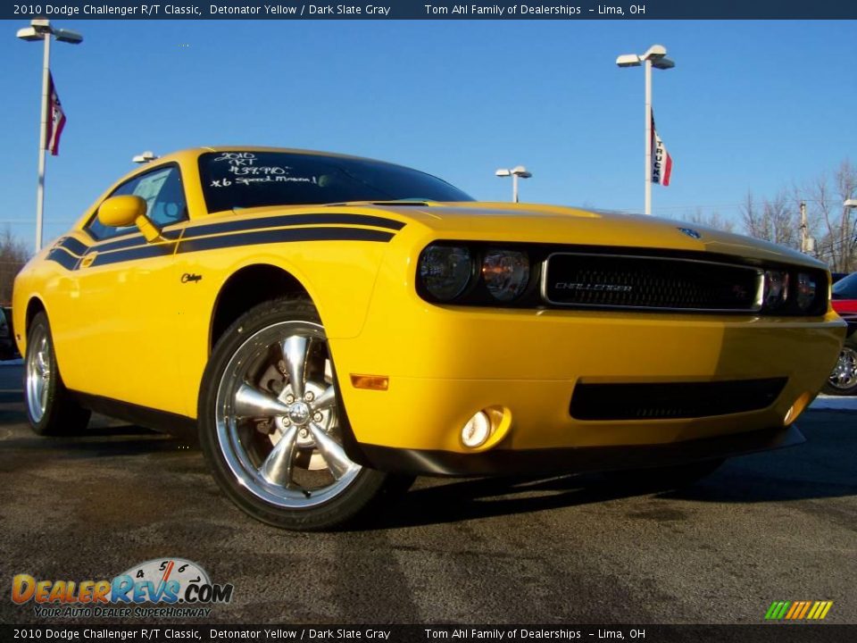 2010 Dodge Challenger R/T Classic Detonator Yellow / Dark Slate Gray Photo #2