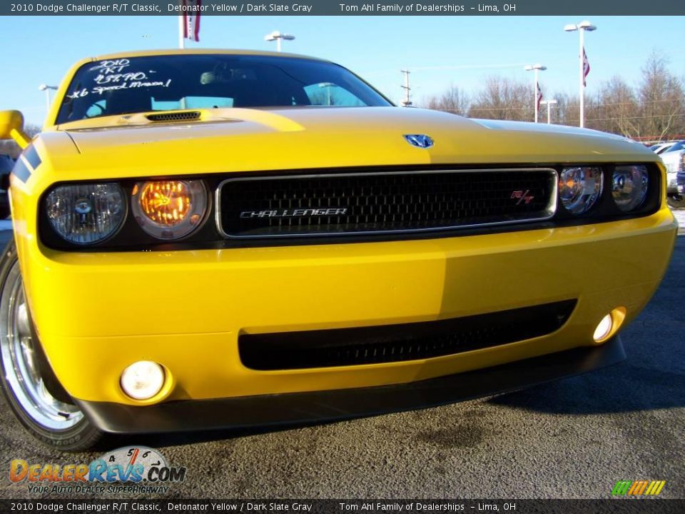 2010 Dodge Challenger R/T Classic Detonator Yellow / Dark Slate Gray Photo #4
