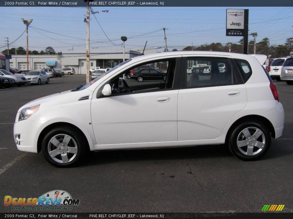 2009 Pontiac G3 Polar White / Charcoal Photo #3