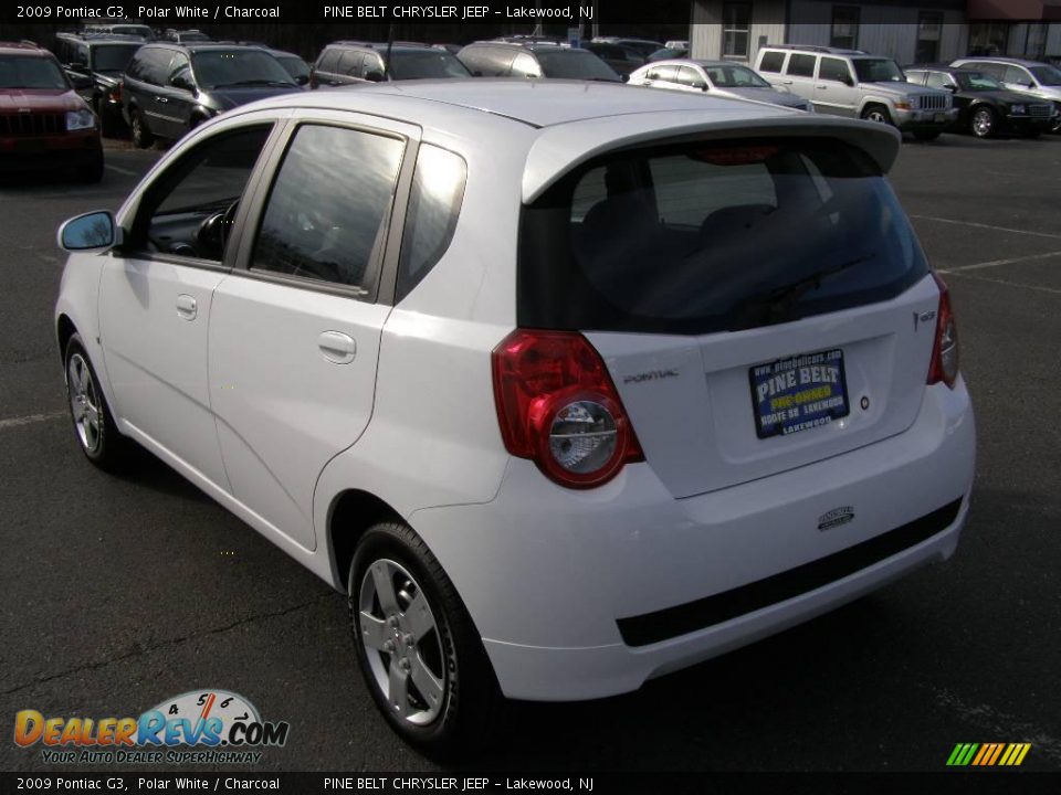 2009 Pontiac G3 Polar White / Charcoal Photo #4