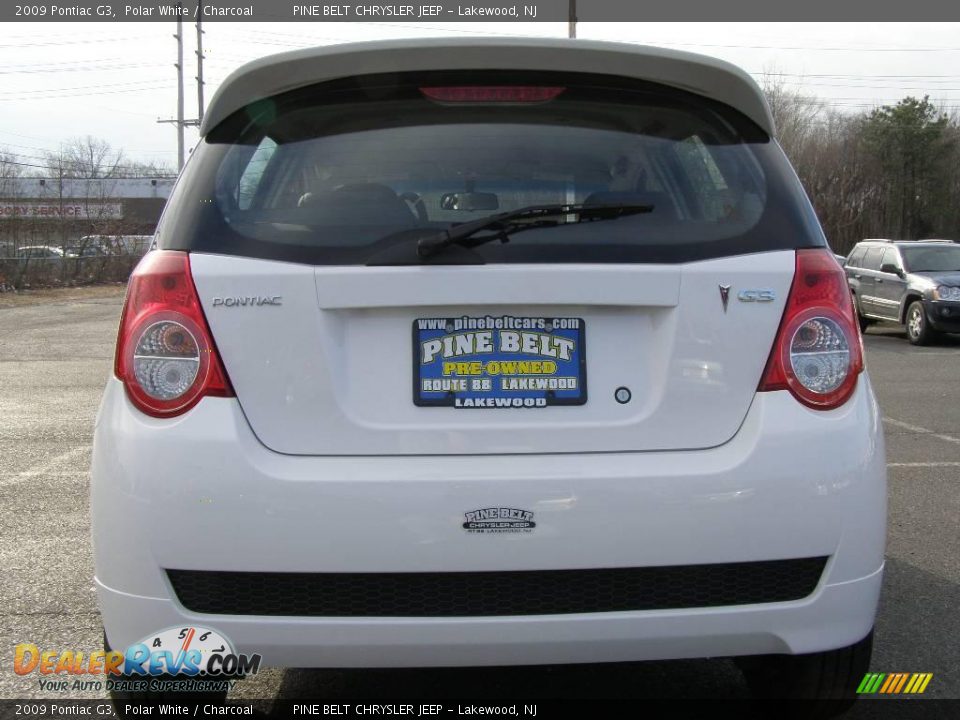 2009 Pontiac G3 Polar White / Charcoal Photo #5