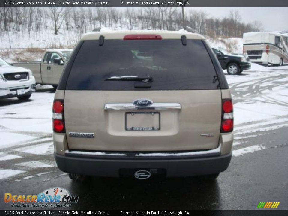 2006 Ford Explorer XLT 4x4 Pueblo Gold Metallic / Camel Photo #4