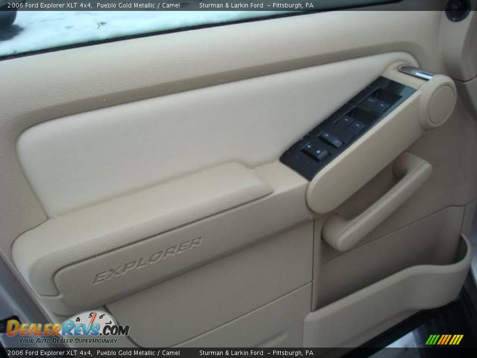 2006 Ford Explorer XLT 4x4 Pueblo Gold Metallic / Camel Photo #15