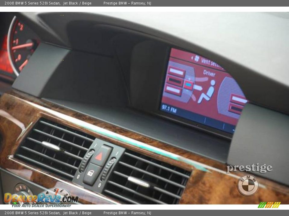 2008 BMW 5 Series 528i Sedan Jet Black / Beige Photo #16