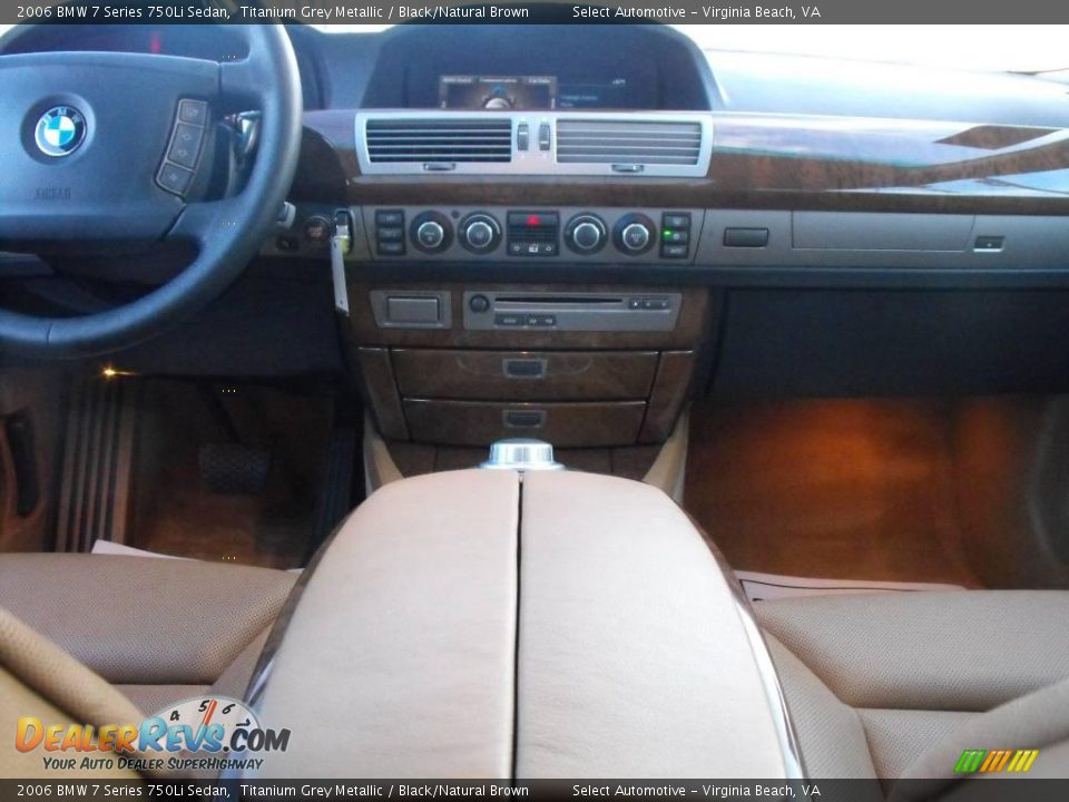2006 BMW 7 Series 750Li Sedan Titanium Grey Metallic / Black/Natural Brown Photo #10