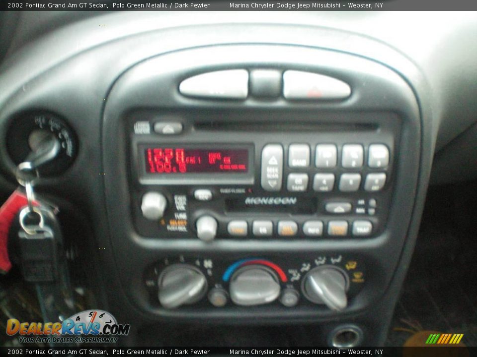 2002 Pontiac Grand Am GT Sedan Polo Green Metallic / Dark Pewter Photo #4