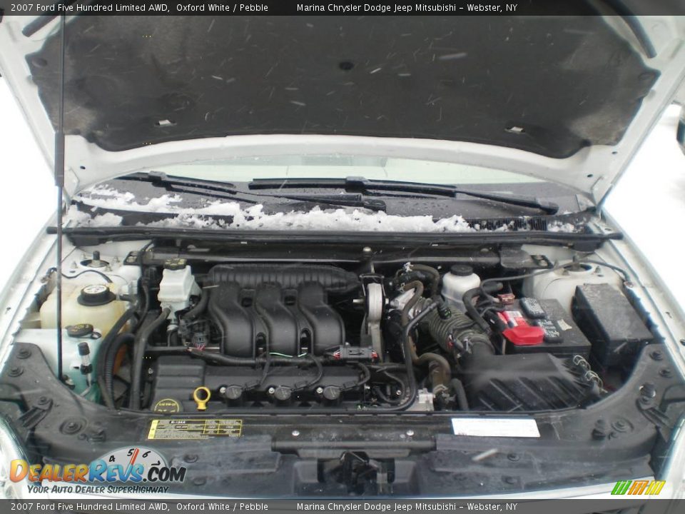 2007 Ford Five Hundred Limited AWD Oxford White / Pebble Photo #14