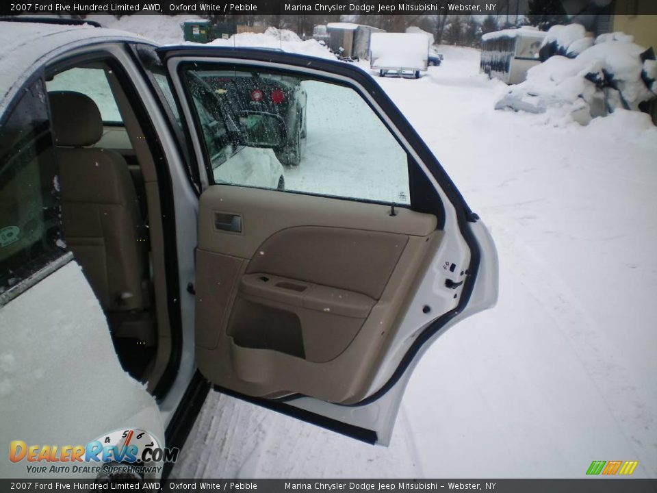 2007 Ford Five Hundred Limited AWD Oxford White / Pebble Photo #19