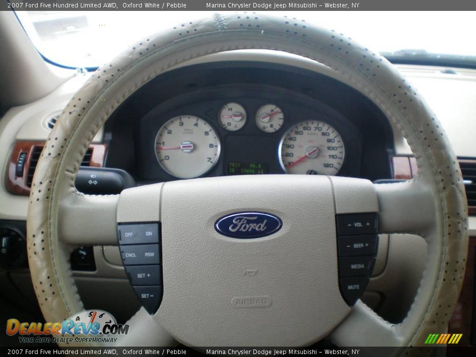 2007 Ford Five Hundred Limited AWD Oxford White / Pebble Photo #25
