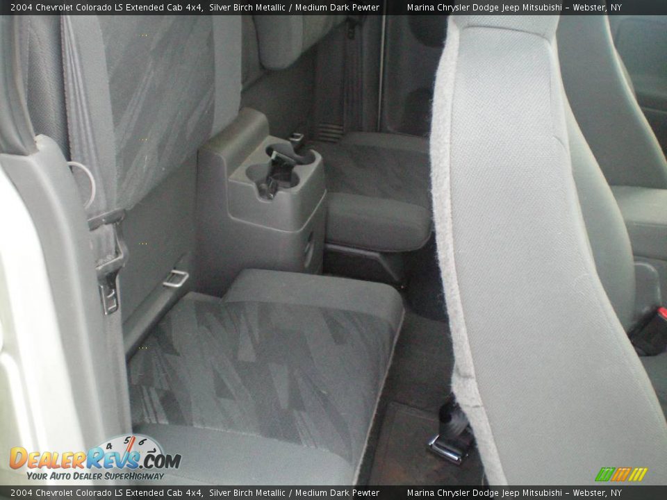 2004 Chevrolet Colorado LS Extended Cab 4x4 Silver Birch Metallic / Medium Dark Pewter Photo #18