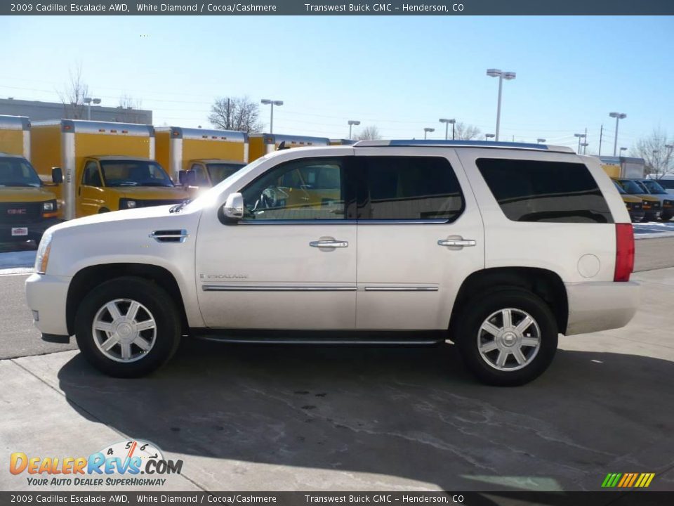2009 Cadillac Escalade AWD White Diamond / Cocoa/Cashmere Photo #4