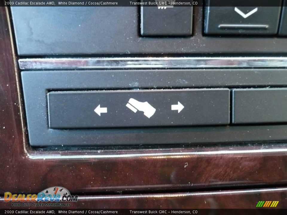 2009 Cadillac Escalade AWD White Diamond / Cocoa/Cashmere Photo #16