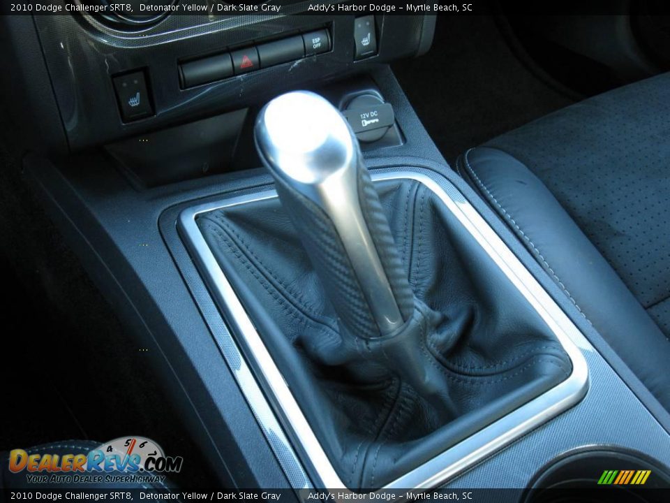 2010 Dodge Challenger SRT8 Shifter Photo #24