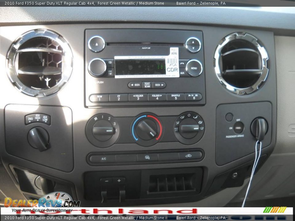 2010 Ford F350 Super Duty XLT Regular Cab 4x4 Forest Green Metallic / Medium Stone Photo #17