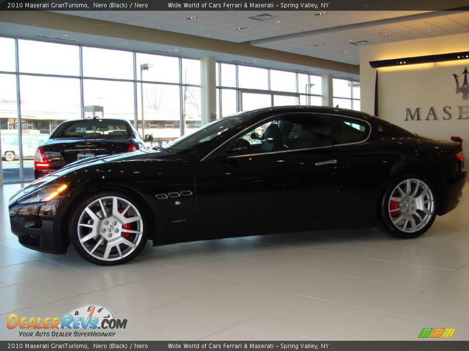 2010 Maserati GranTurismo Nero (Black) / Nero Photo #4