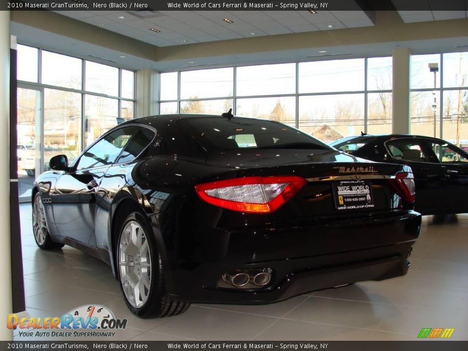 2010 Maserati GranTurismo Nero (Black) / Nero Photo #5