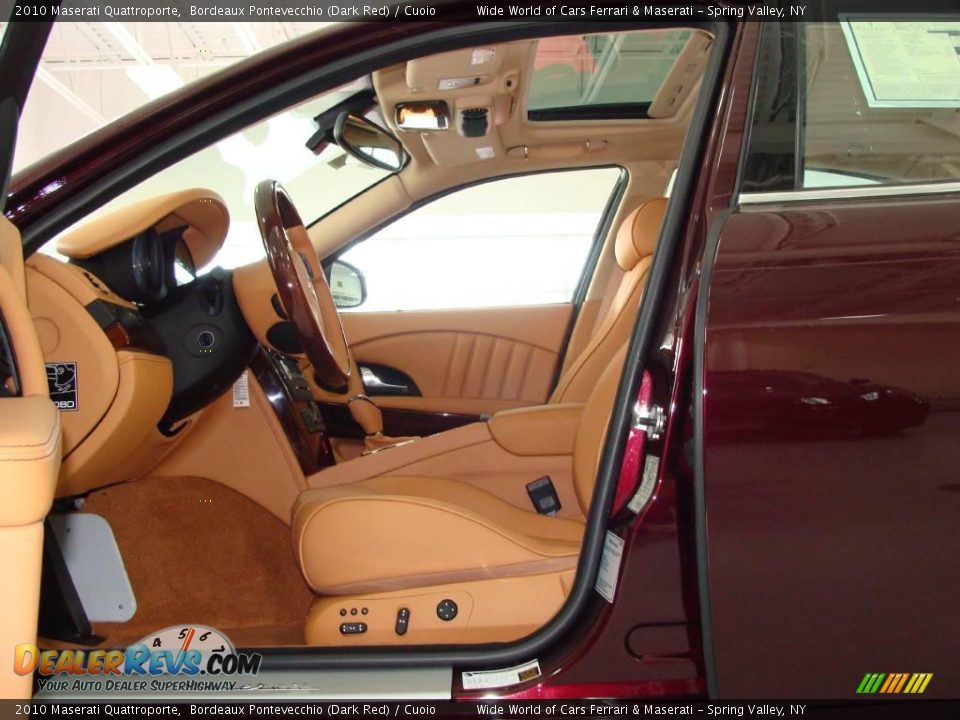 2010 Maserati Quattroporte Bordeaux Pontevecchio (Dark Red) / Cuoio Photo #12