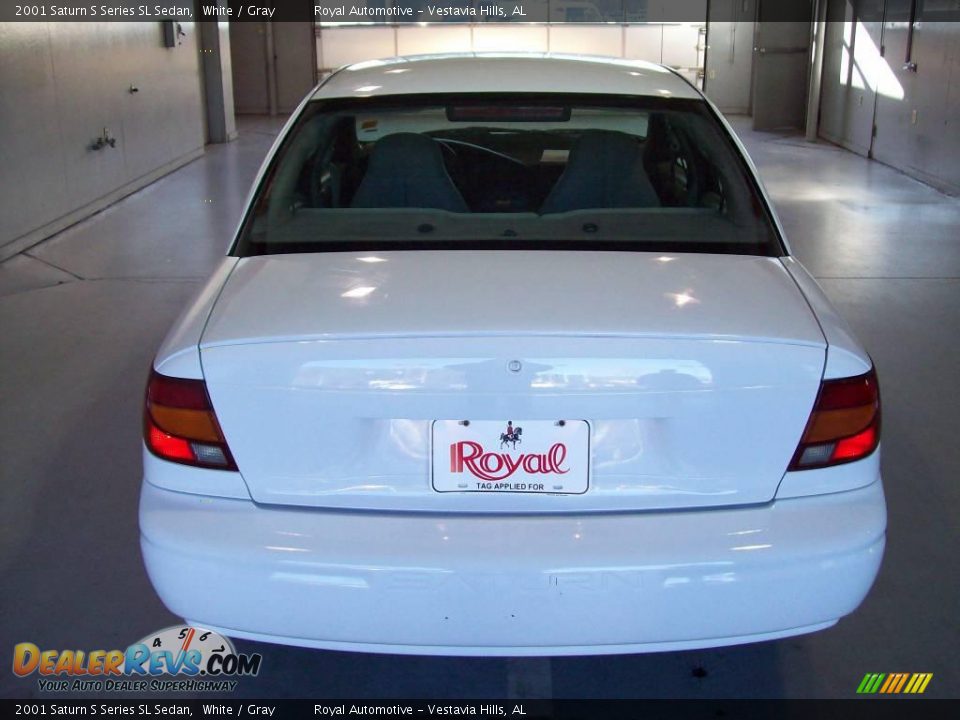 2001 Saturn S Series SL Sedan White / Gray Photo #5