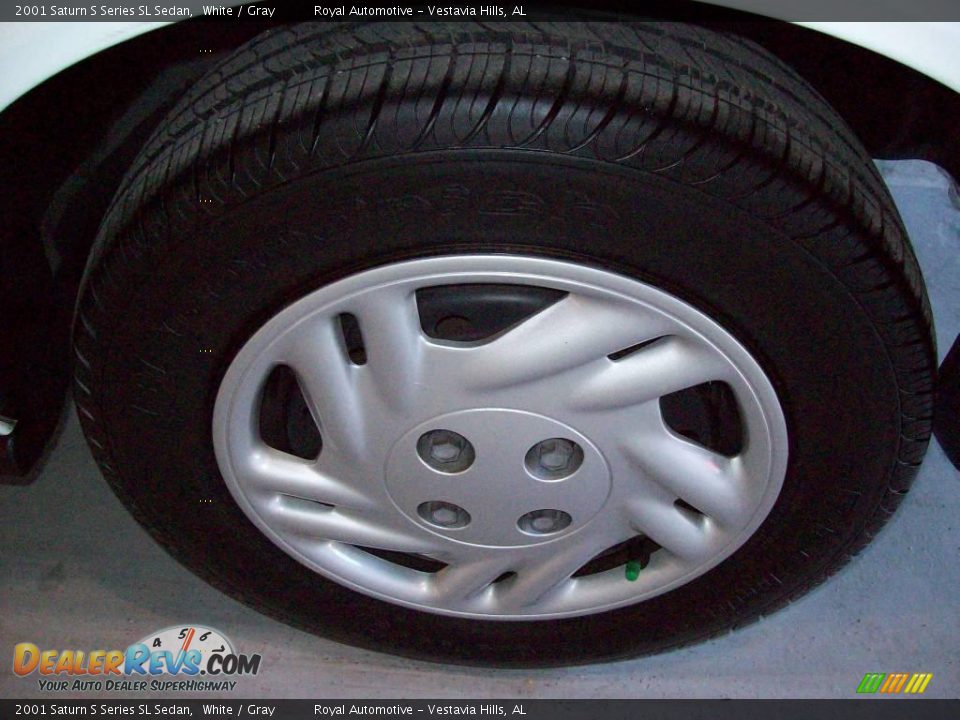2001 Saturn S Series SL Sedan White / Gray Photo #10