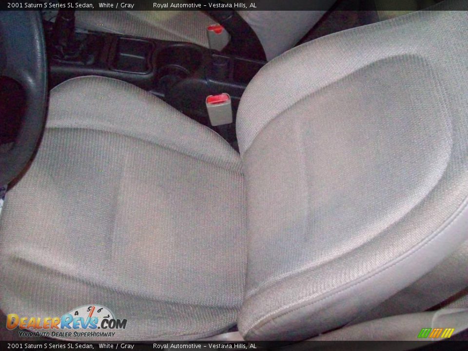 2001 Saturn S Series SL Sedan White / Gray Photo #13