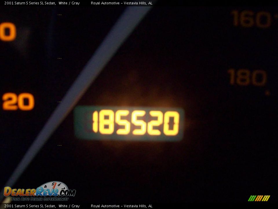 2001 Saturn S Series SL Sedan White / Gray Photo #16