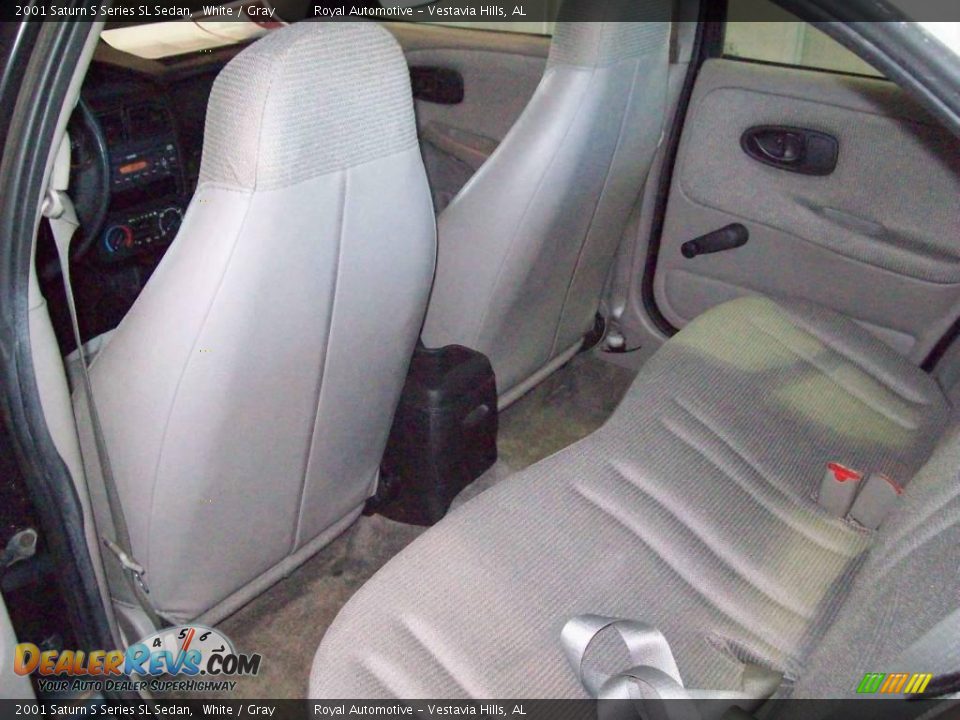 2001 Saturn S Series SL Sedan White / Gray Photo #19