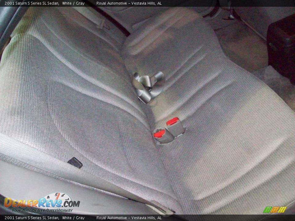 2001 Saturn S Series SL Sedan White / Gray Photo #24