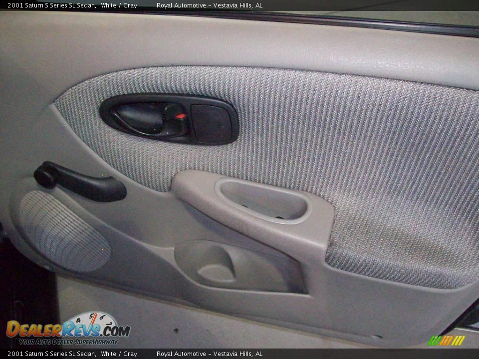 2001 Saturn S Series SL Sedan White / Gray Photo #25
