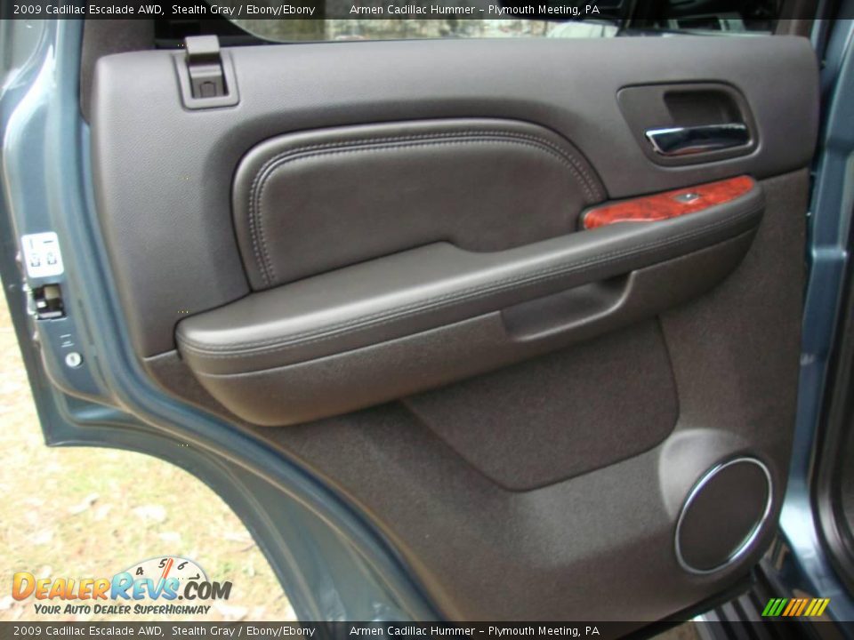 2009 Cadillac Escalade AWD Stealth Gray / Ebony/Ebony Photo #21