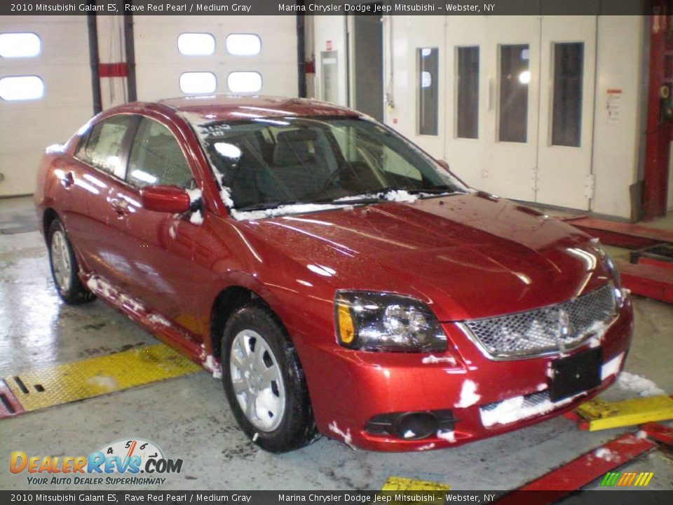2010 Mitsubishi Galant ES Rave Red Pearl / Medium Gray Photo #11