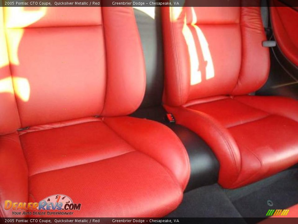 2005 Pontiac GTO Coupe Quicksilver Metallic / Red Photo #15