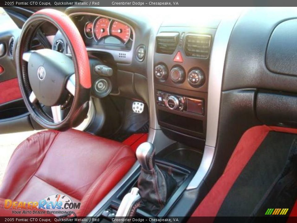 2005 Pontiac GTO Coupe Quicksilver Metallic / Red Photo #17