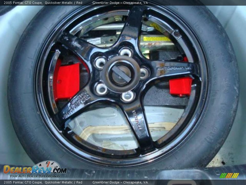 2005 Pontiac GTO Coupe Quicksilver Metallic / Red Photo #19