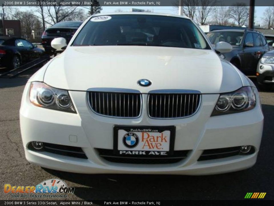 2006 BMW 3 Series 330i Sedan Alpine White / Black Photo #3