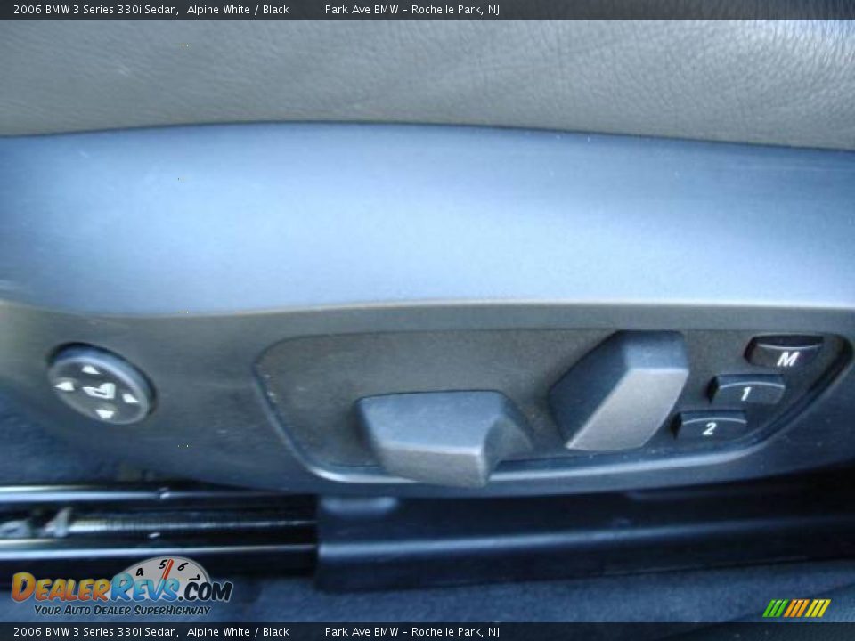 2006 BMW 3 Series 330i Sedan Alpine White / Black Photo #11