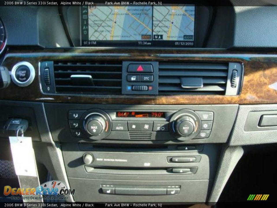 2006 BMW 3 Series 330i Sedan Alpine White / Black Photo #15