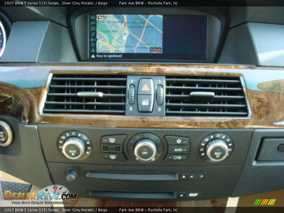 2007 BMW 5 Series 525i Sedan Silver Grey Metallic / Beige Photo #15
