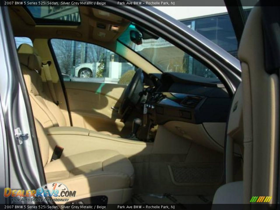 2007 BMW 5 Series 525i Sedan Silver Grey Metallic / Beige Photo #22