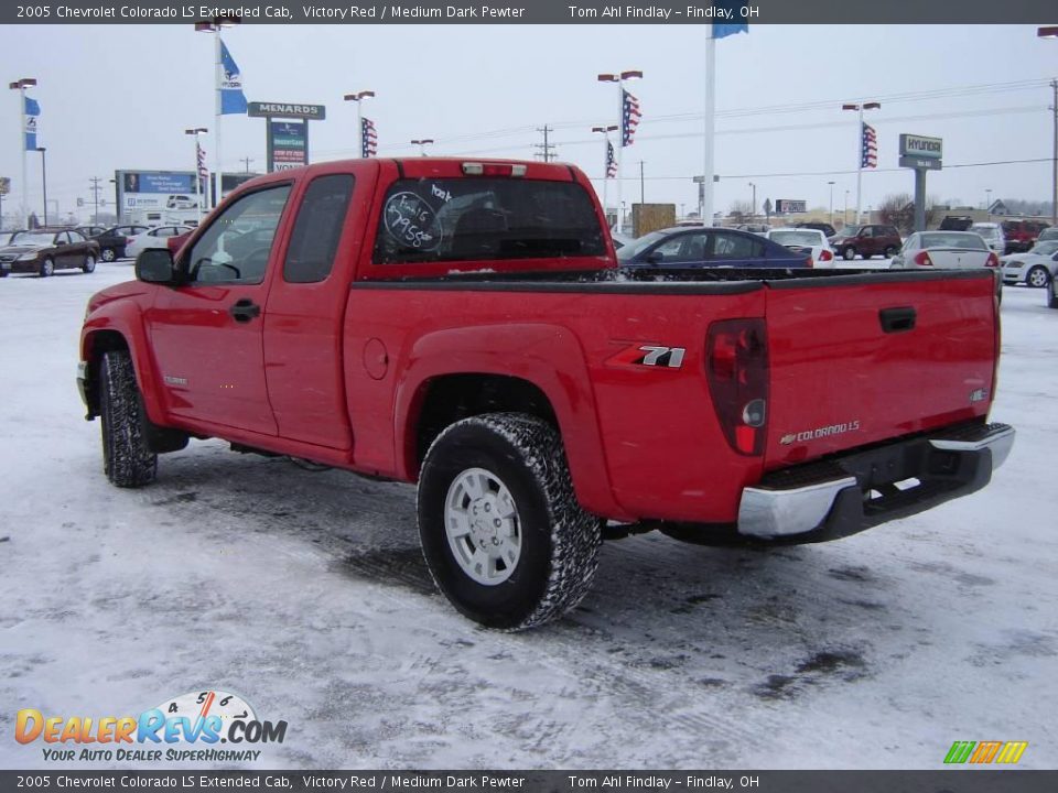 2005 Chevrolet Colorado LS Extended Cab Victory Red / Medium Dark Pewter Photo #3