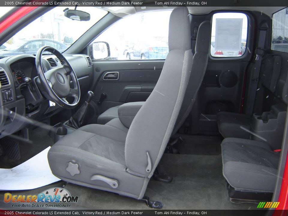 2005 Chevrolet Colorado LS Extended Cab Victory Red / Medium Dark Pewter Photo #9