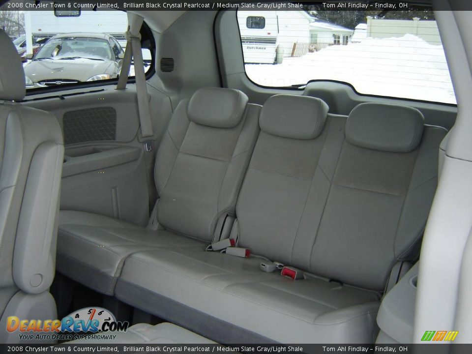 2008 Chrysler Town & Country Limited Brilliant Black Crystal Pearlcoat / Medium Slate Gray/Light Shale Photo #11