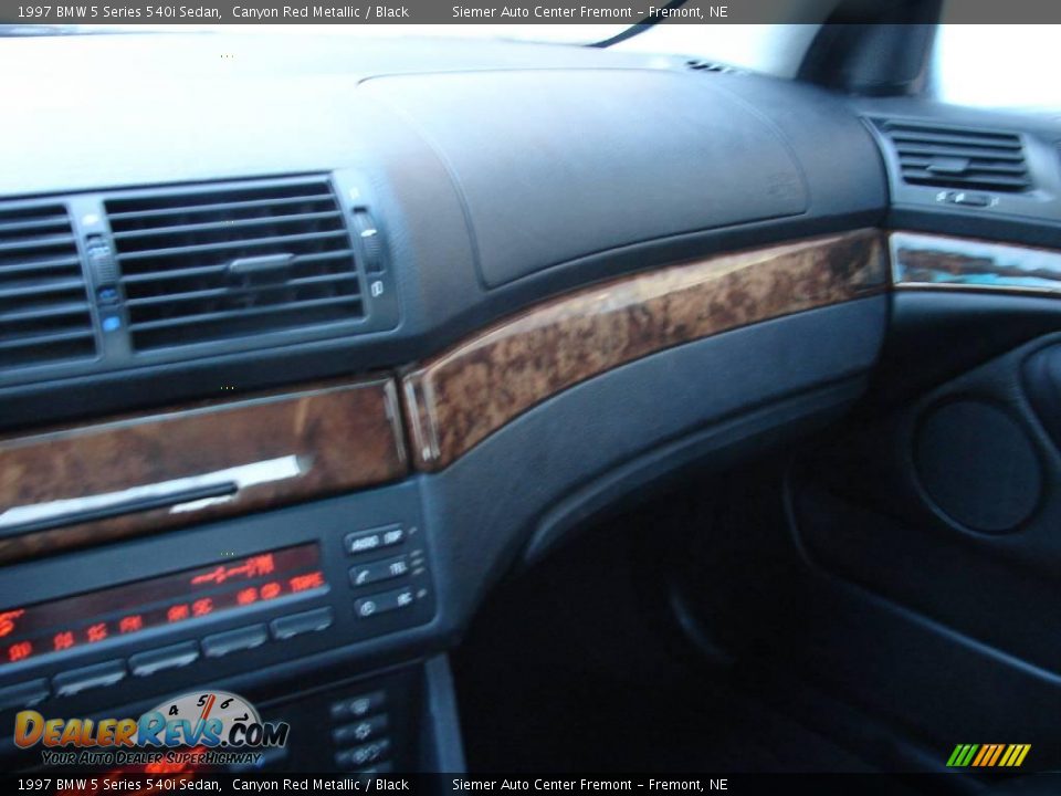 1997 BMW 5 Series 540i Sedan Canyon Red Metallic / Black Photo #21
