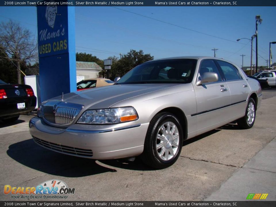 2008 Lincoln Town Car Signature Limited Silver Birch Metallic / Medium Light Stone Photo #4