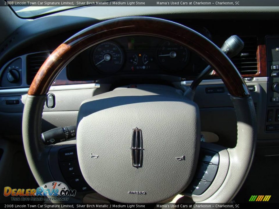 2008 Lincoln Town Car Signature Limited Silver Birch Metallic / Medium Light Stone Photo #22