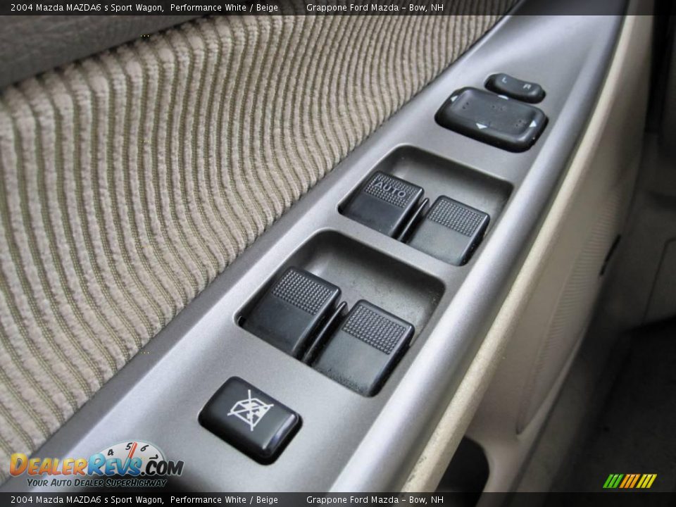 2004 Mazda MAZDA6 s Sport Wagon Performance White / Beige Photo #8