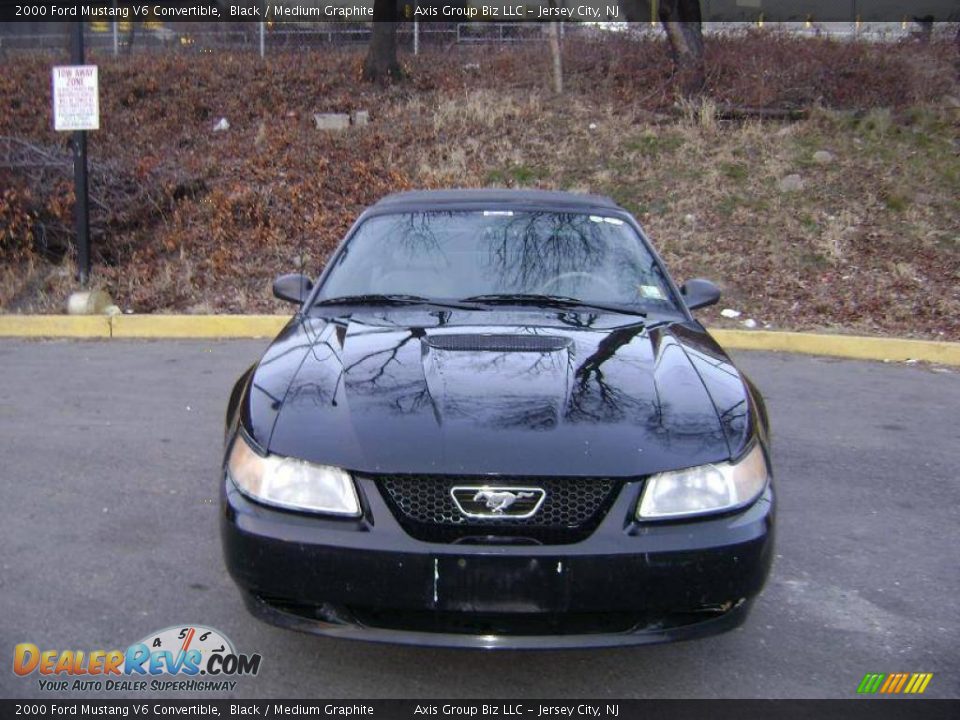 2000 Ford Mustang V6 Convertible Black / Medium Graphite Photo #3