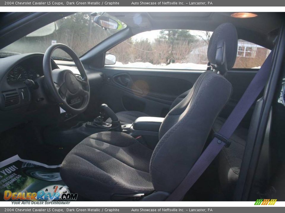 2004 Chevrolet Cavalier LS Coupe Dark Green Metallic / Graphite Photo #9