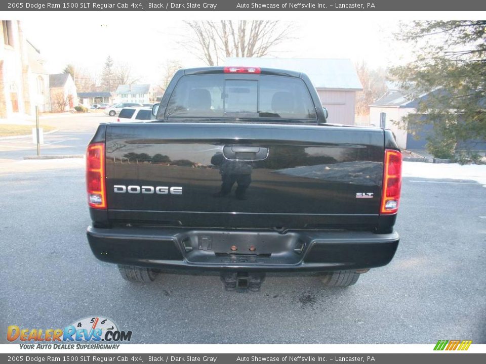 2005 Dodge Ram 1500 SLT Regular Cab 4x4 Black / Dark Slate Gray Photo #4